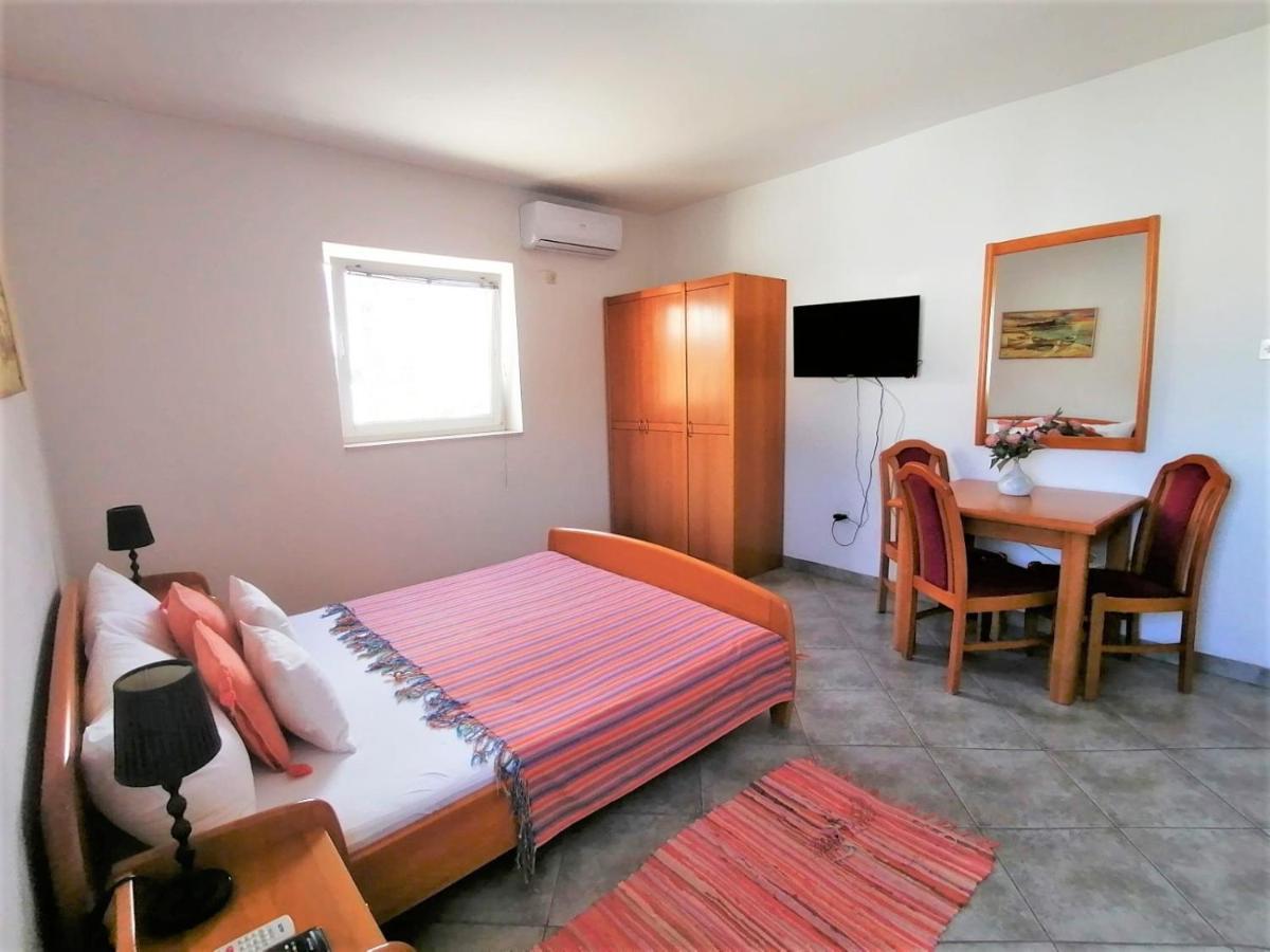 Apartments Villa Kukoljac Херцег-Нови Экстерьер фото